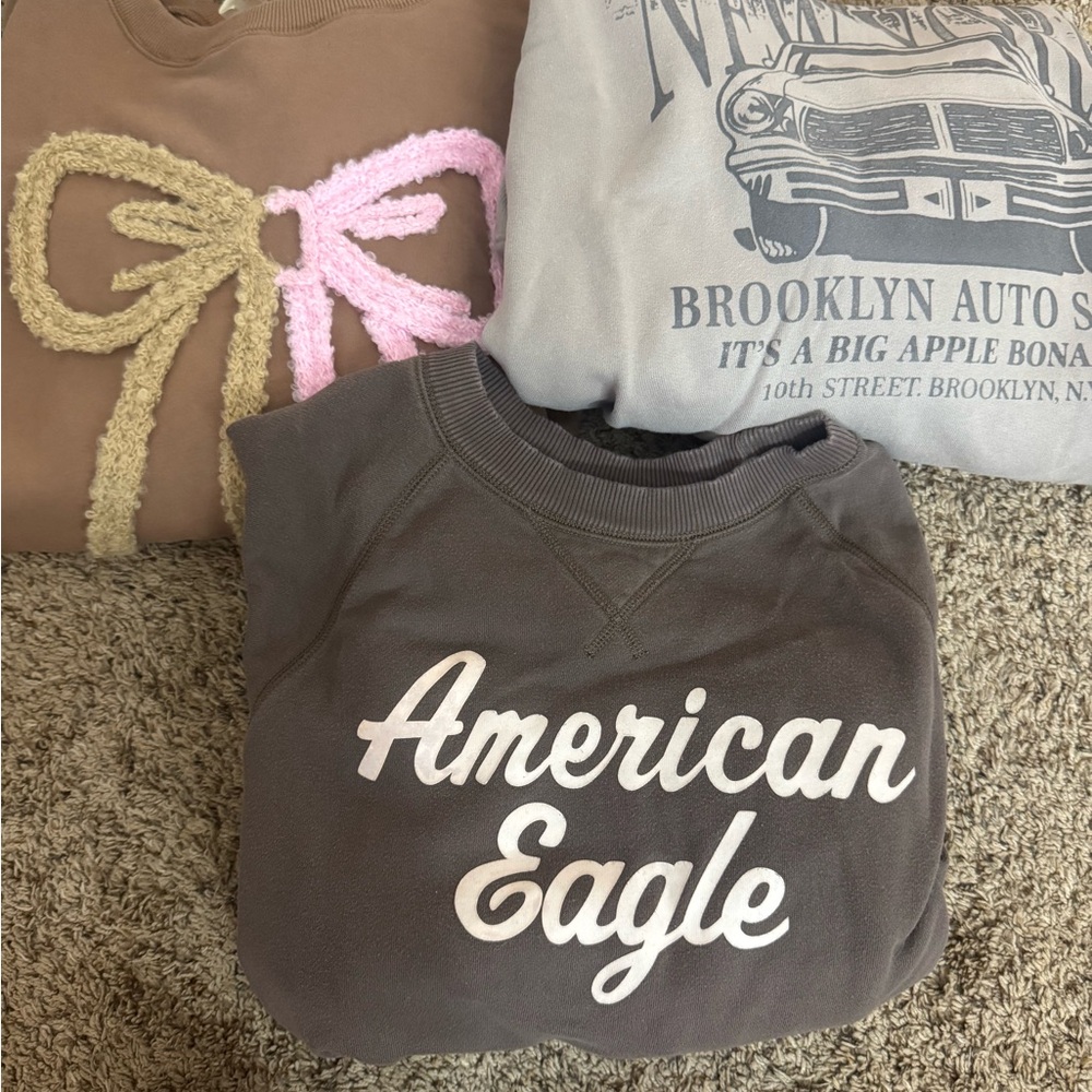 American Eagle Outfitters Gray Sweatshirt Hoodie